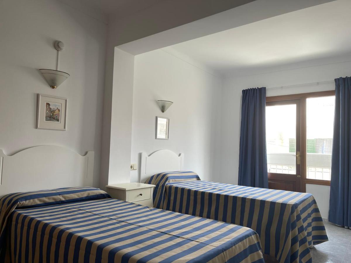 Hostal Can Gallu Cala Ratjada  Bagian luar foto