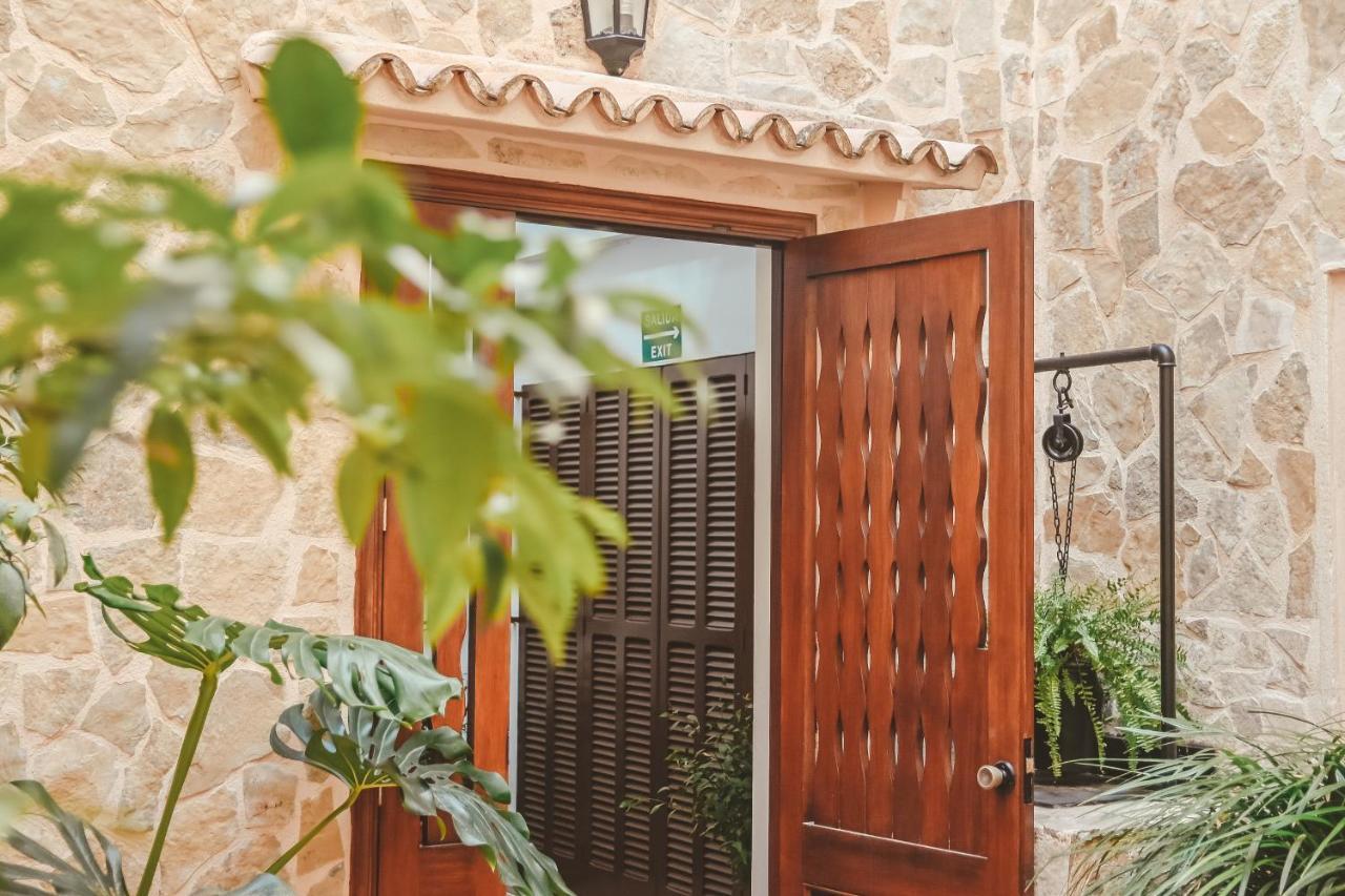 Hostal Can Gallu Cala Ratjada  Bagian luar foto
